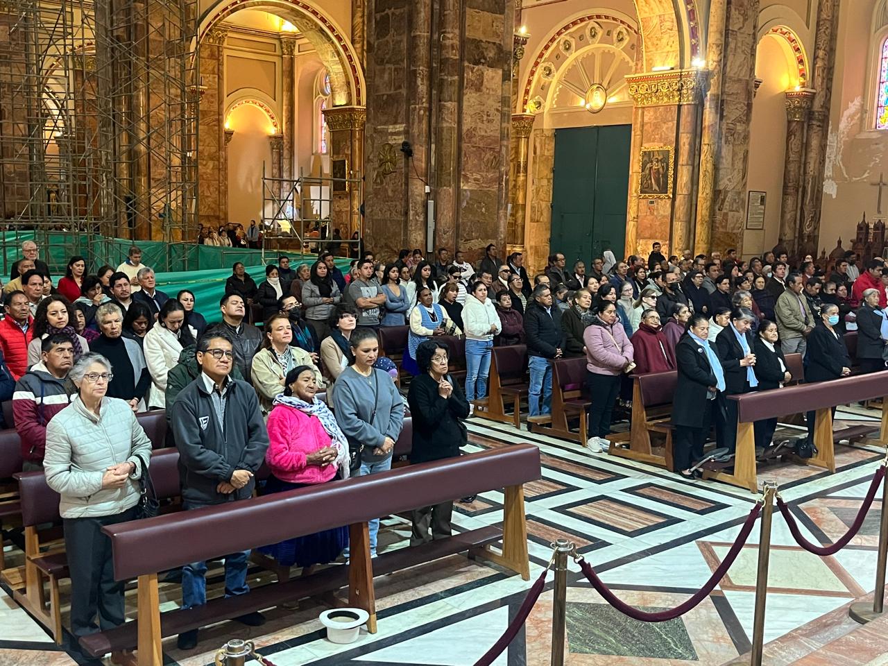 Catedral cierra sus puertas Catedral cierra sus puertas