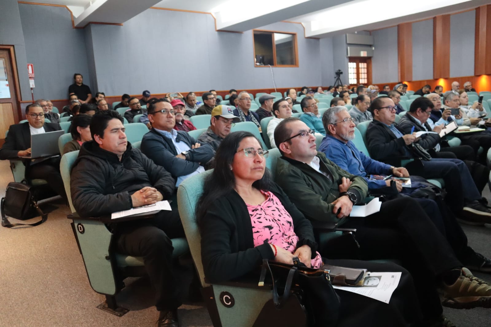 Arquidiócesis de Cuenca desarrolló la Jornada de Actualización Teológica 2025 Arquidiócesis de Cuenca desarrolló la Jornada de Actualización Teológica 2025
